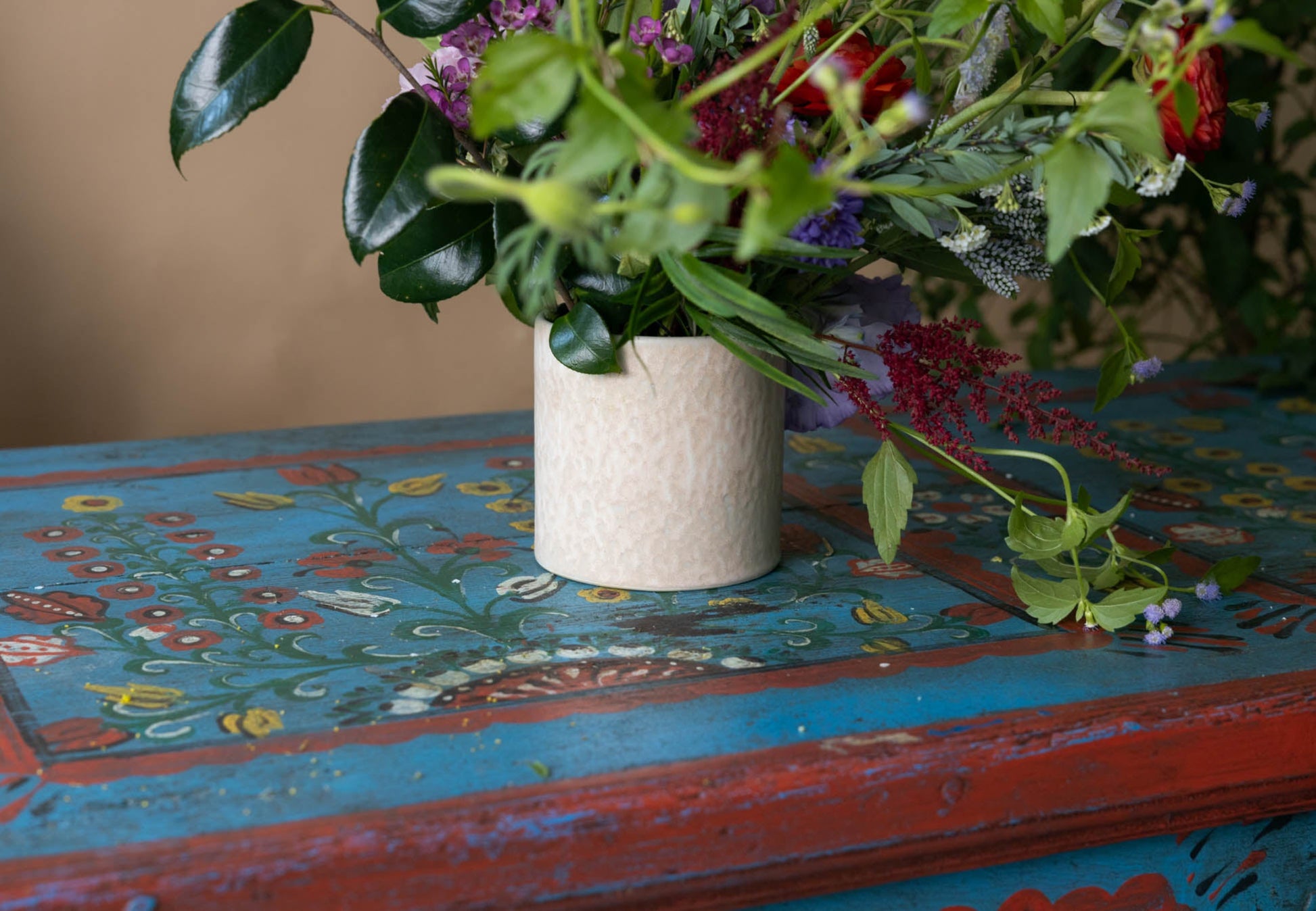 A Beautiful Chaos – The Kitchen Table Edition