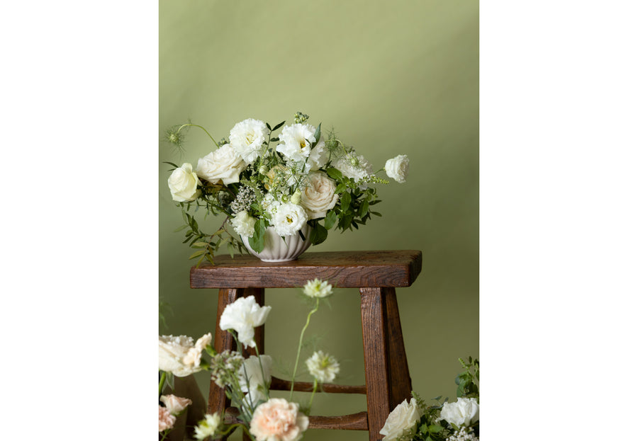 Low Table Centrepiece in Sissinghurst White Collection