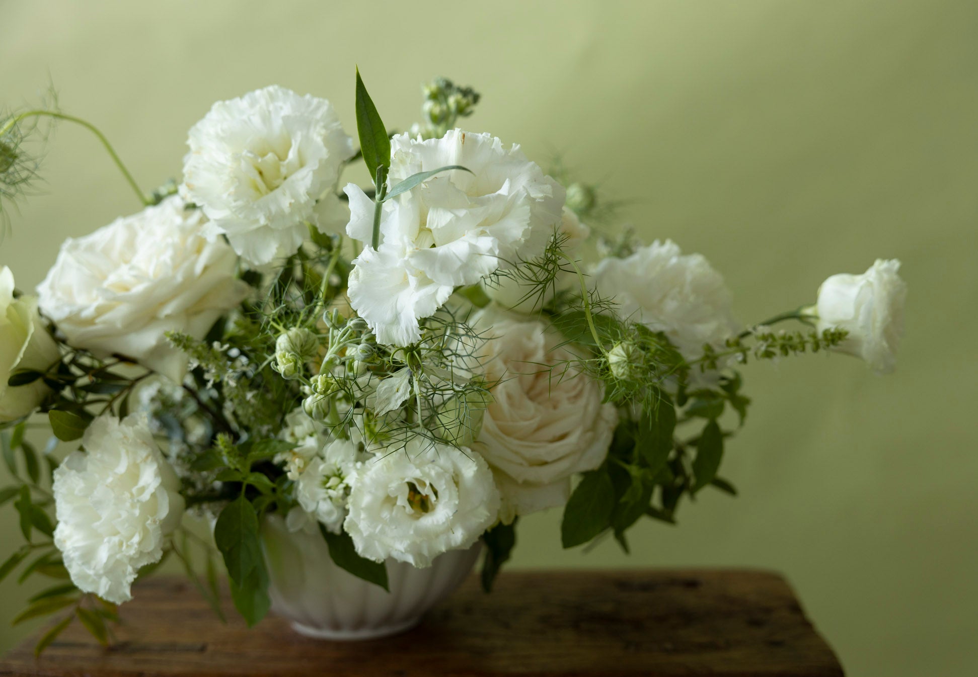 Low Table Centrepiece in Sissinghurst White